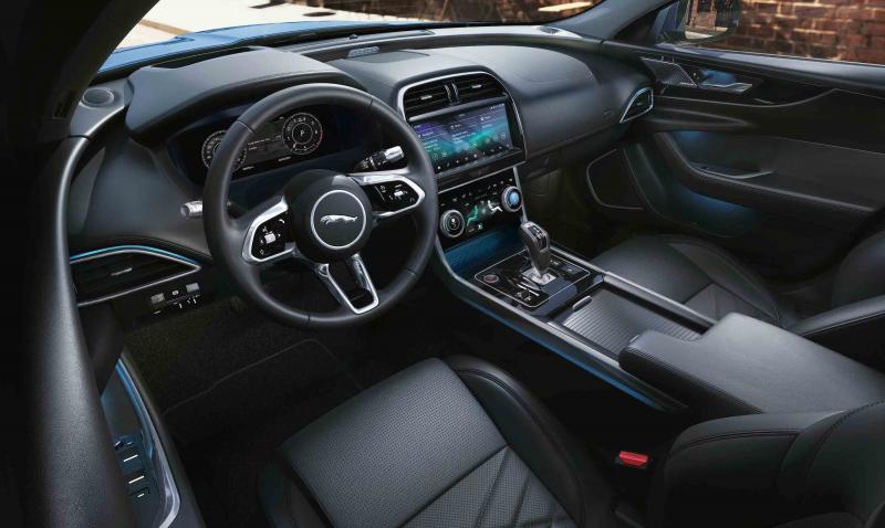  - Jaguar XE | les photos officielles de la berline familiale
